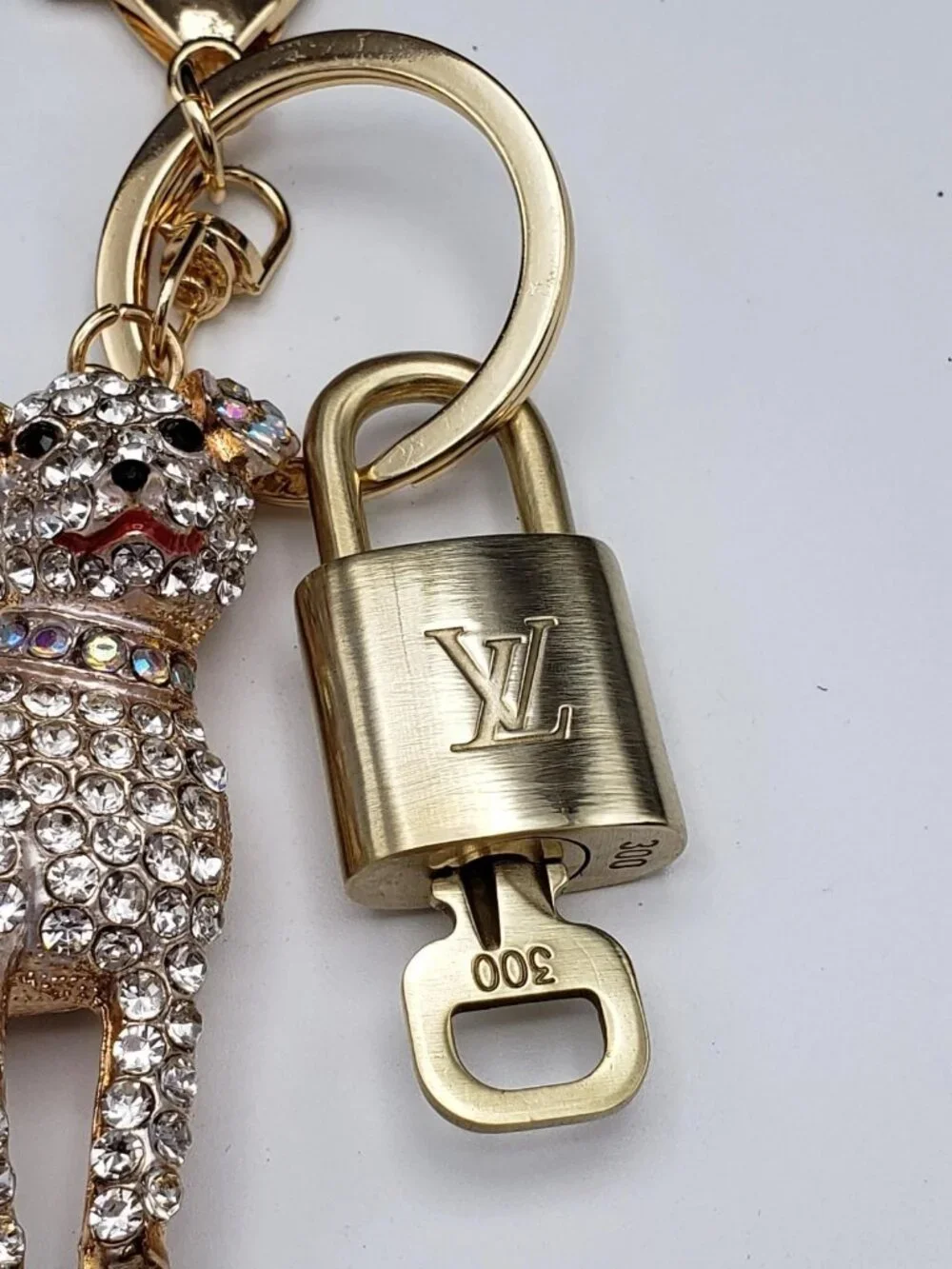 Authentic LV Gold Padlock 🔒Unbranded Dog Keychain Charm for Louis Vuitton Bags - Picture 5 of 10
